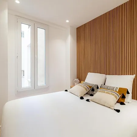 Apartment Two Bedroom Flat Steps Away From Croisette *